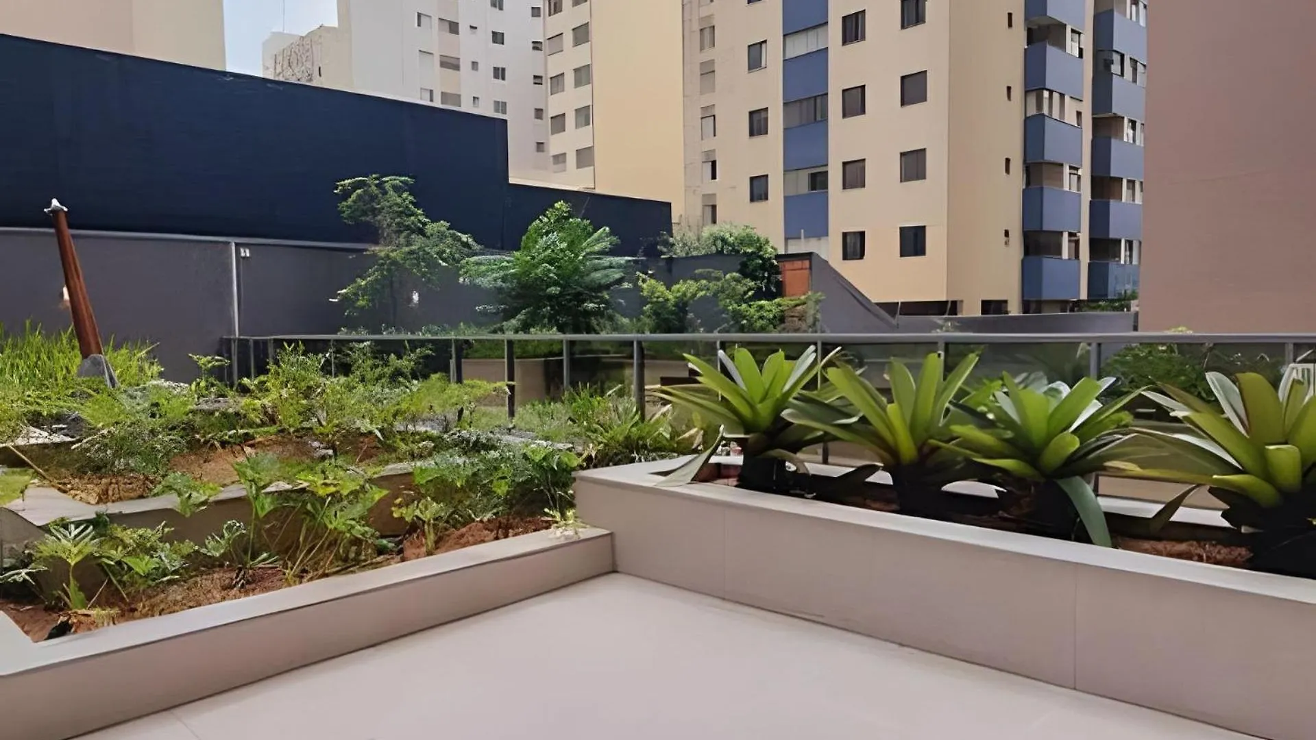 Studio Ao Lado Sirio Libanes Sp 圣保罗 公寓